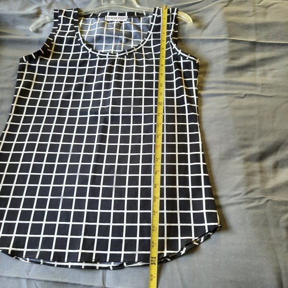 3/$15 Soda Pop Checkered Printed Tank Blouse - White/Black Size XS - Picture 13 of 16